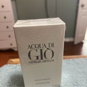 Giorgio Armani Acqua di Giò Eau de Toilette in White Packaging new in box